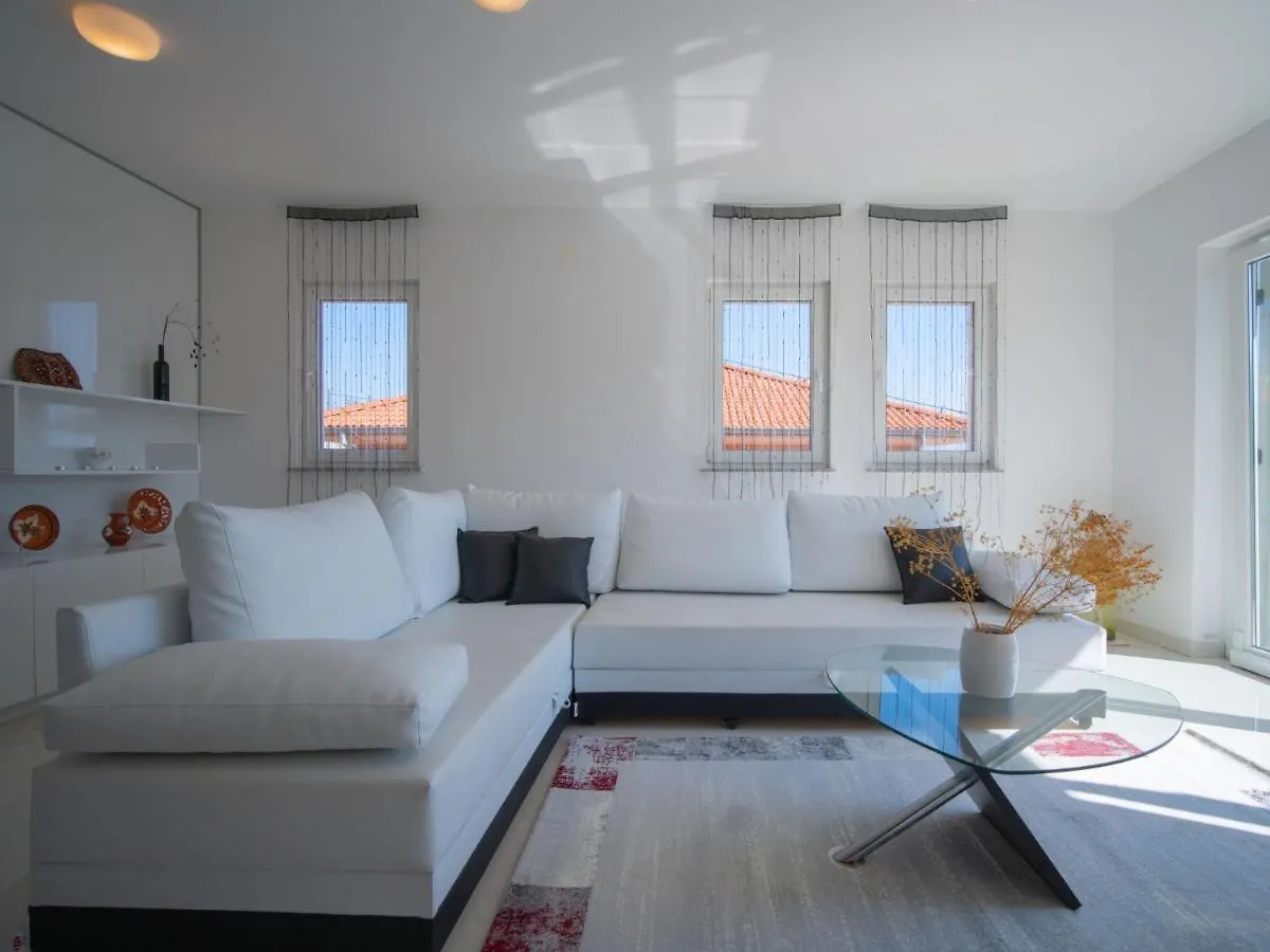 Apartment Martina By Interhome Vrbnik