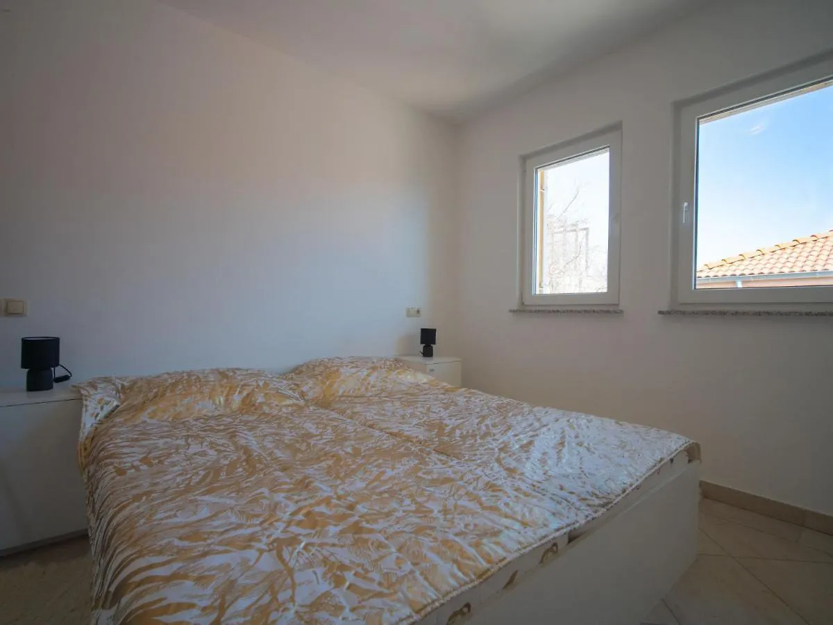 Apartment Martina By Interhome Vrbnik